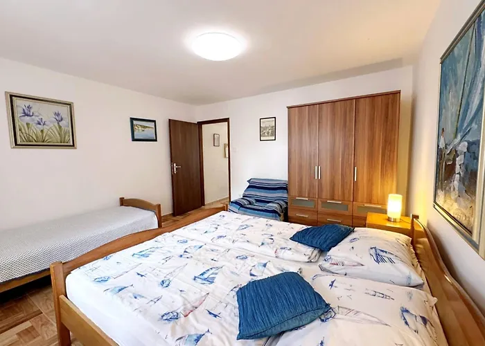 Zlatica By Interhome Apartment Šilo