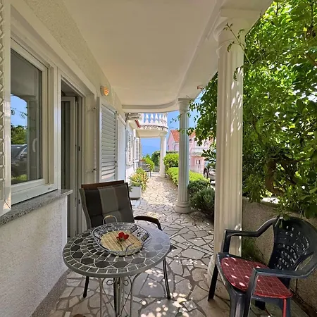 Apartament Zlatica By Interhome *